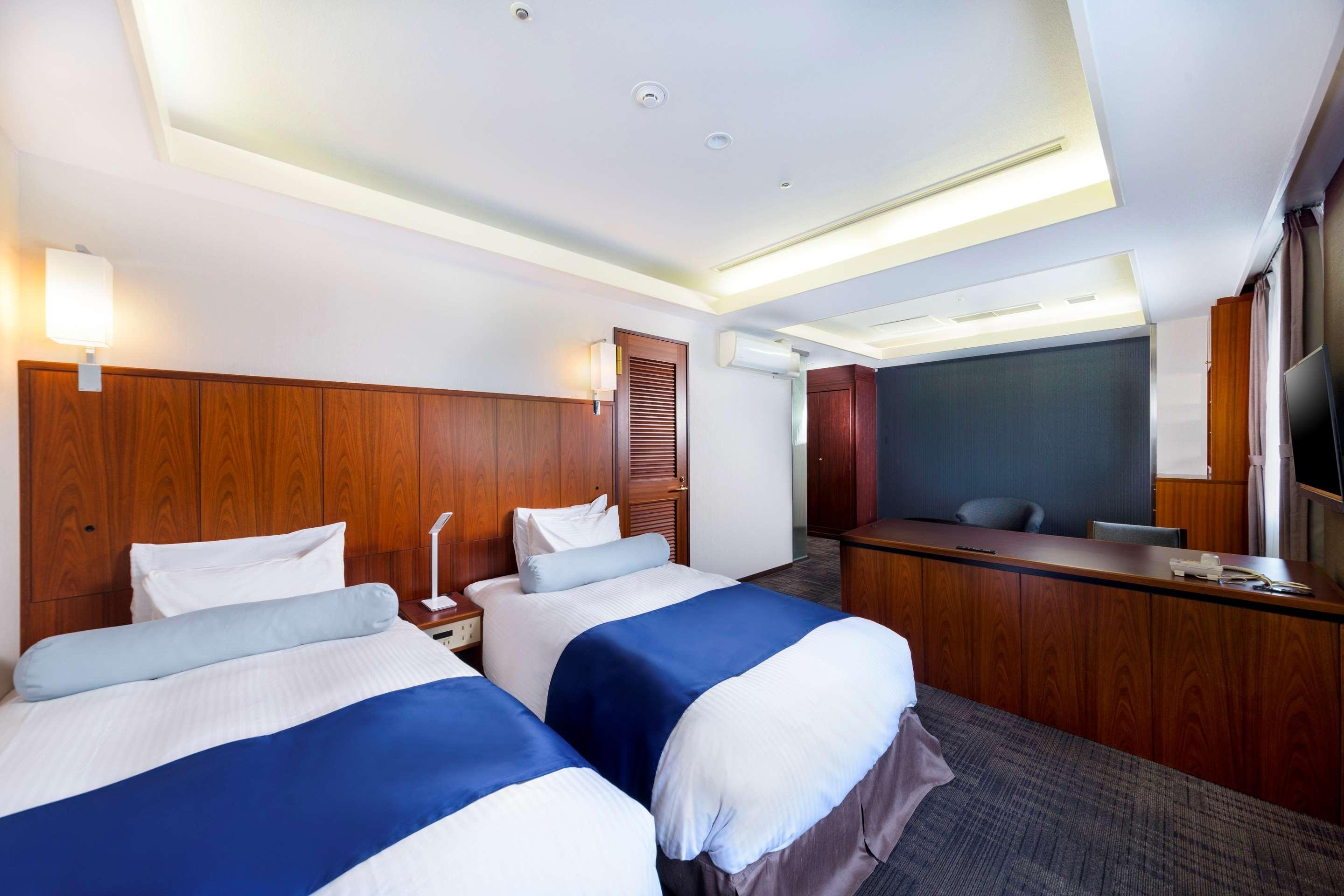 Surestay Plus Hotel By Best Western Shin-Ósaka Exteriér fotografie
