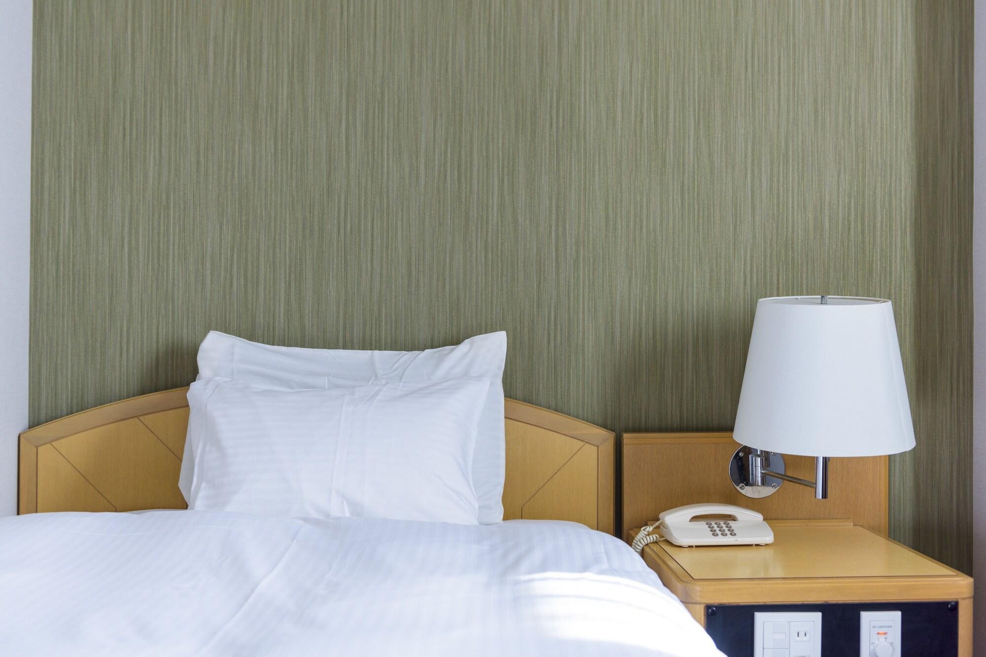 Surestay Plus Hotel By Best Western Shin-Ósaka Exteriér fotografie