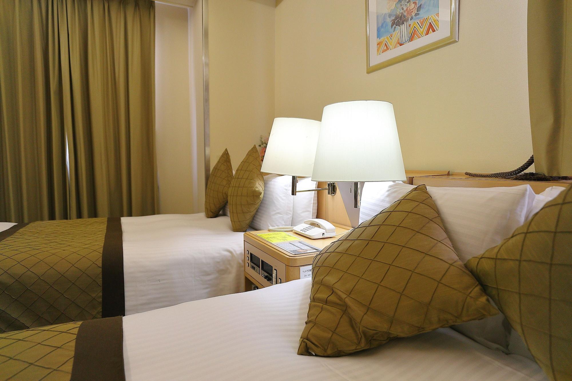 Surestay Plus Hotel By Best Western Shin-Ósaka Exteriér fotografie