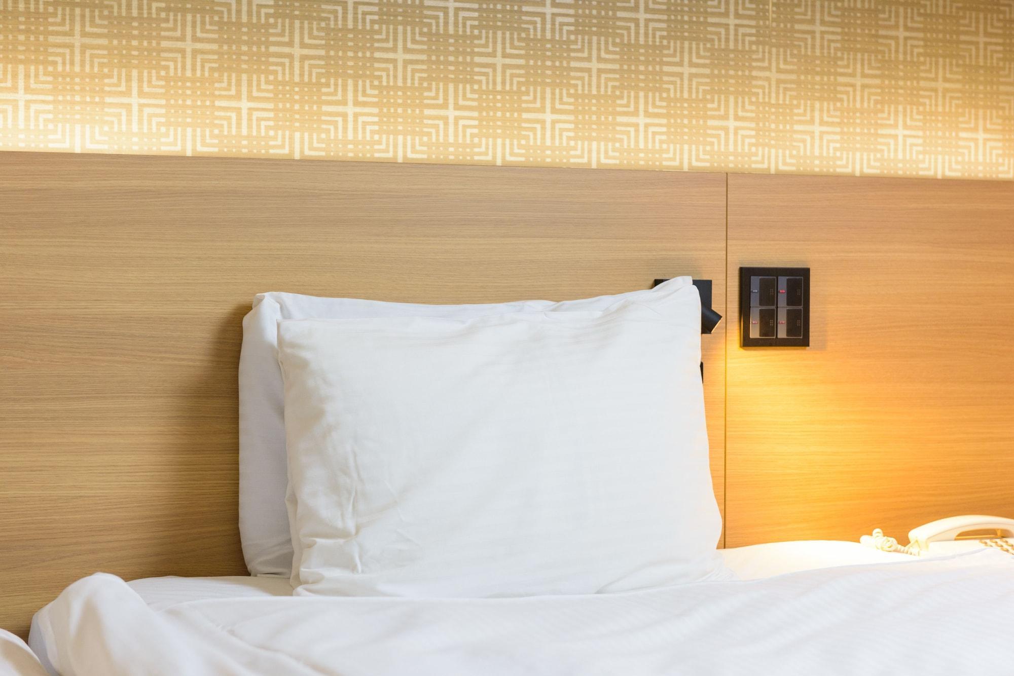 Surestay Plus Hotel By Best Western Shin-Ósaka Exteriér fotografie
