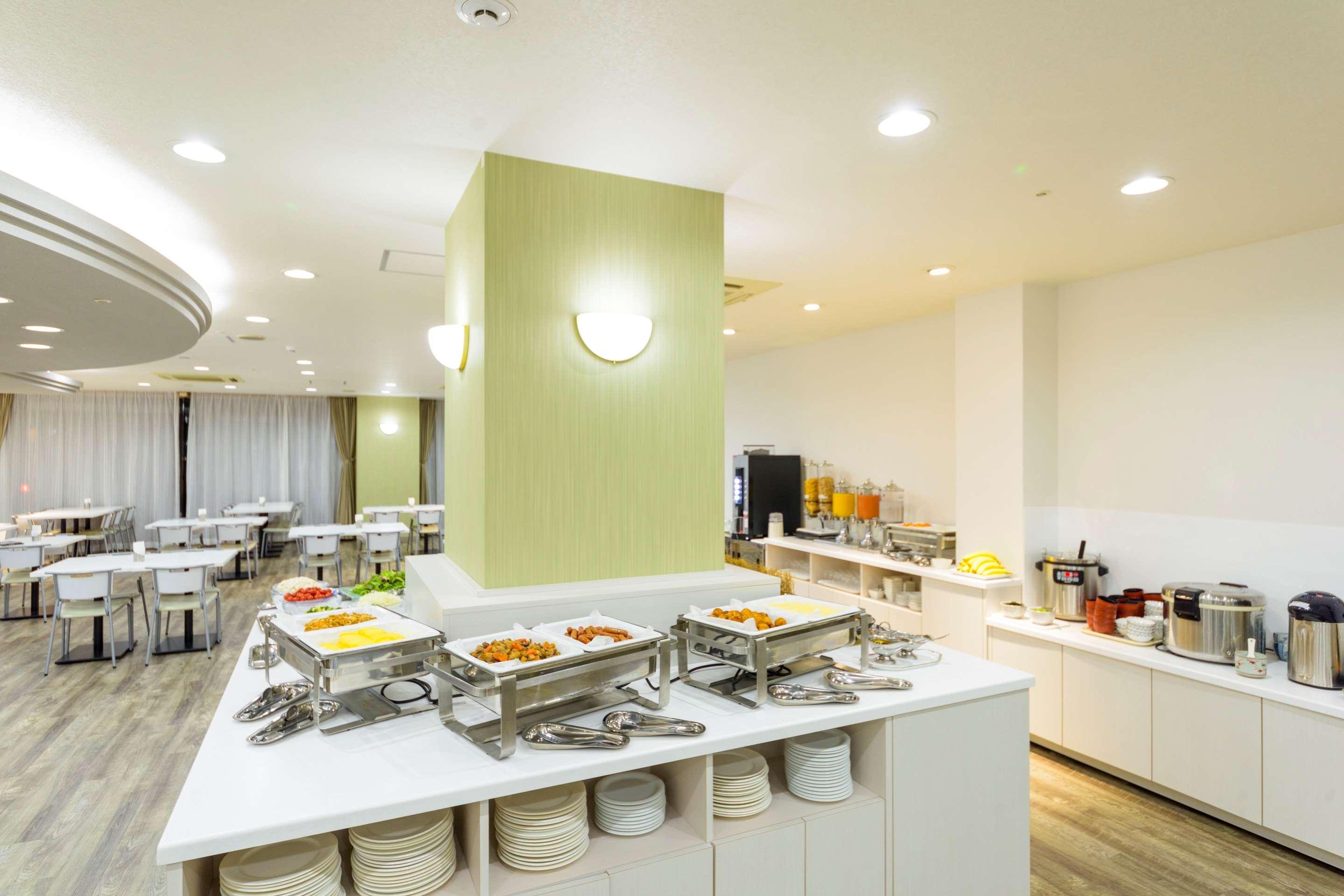 Surestay Plus Hotel By Best Western Shin-Ósaka Exteriér fotografie