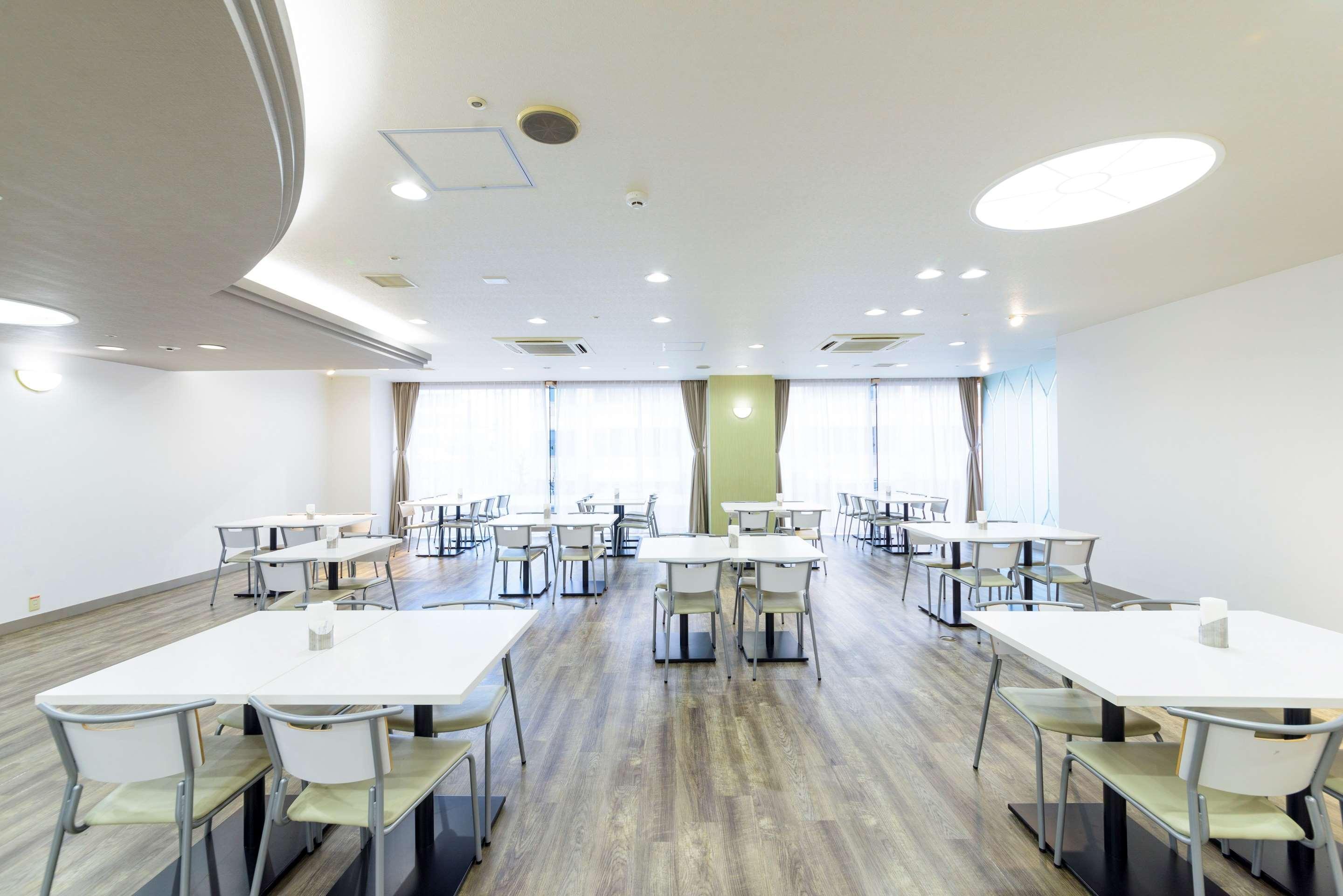 Surestay Plus Hotel By Best Western Shin-Ósaka Exteriér fotografie