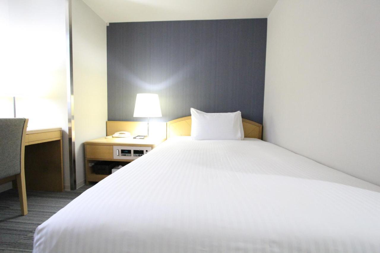 Surestay Plus Hotel By Best Western Shin-Ósaka Exteriér fotografie